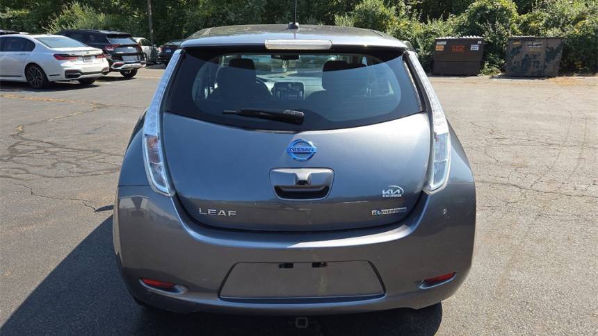 2015 nissan leaf sv