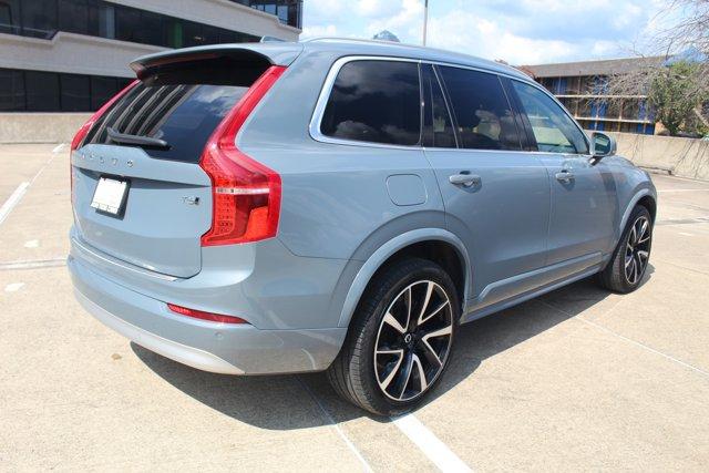2022 volvo xc90 momentum