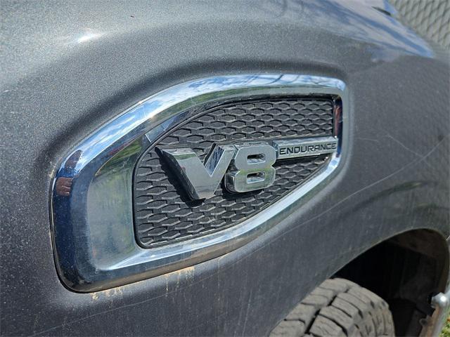 2018 nissan titan xd sl