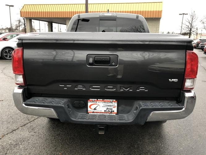 used 2017 toyota tacoma w/ sr5 package louisville, ky 40220 for sale in louisville, kentucky