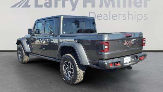 2024 Jeep Gladiator