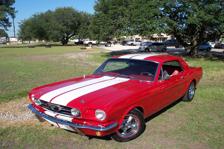 1966 ford mustang