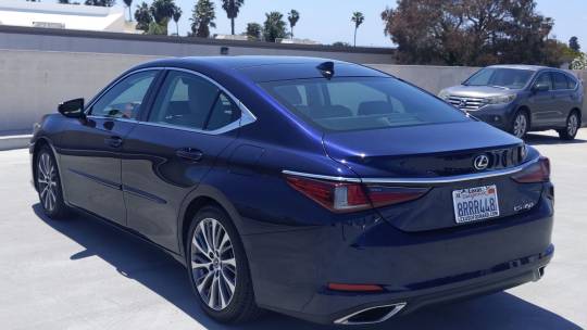 2020 Lexus ES