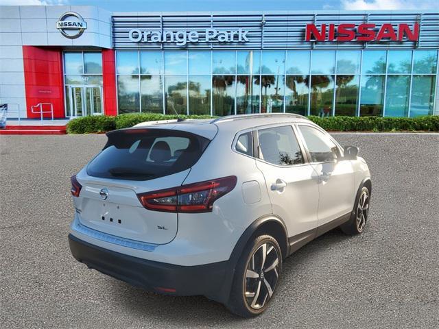 2022 nissan rogue sport sl