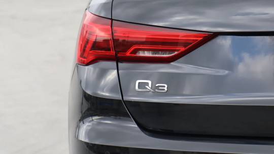 2022 Audi Q3