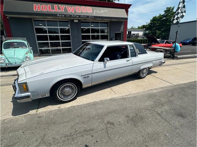 1982 oldsmobile 98 in west babylon, new york