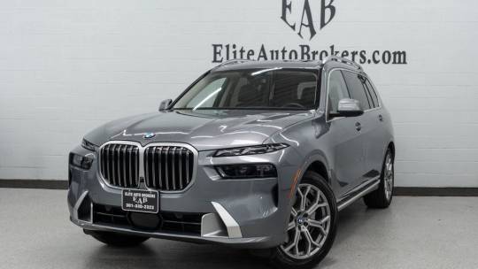 2023 BMW X7