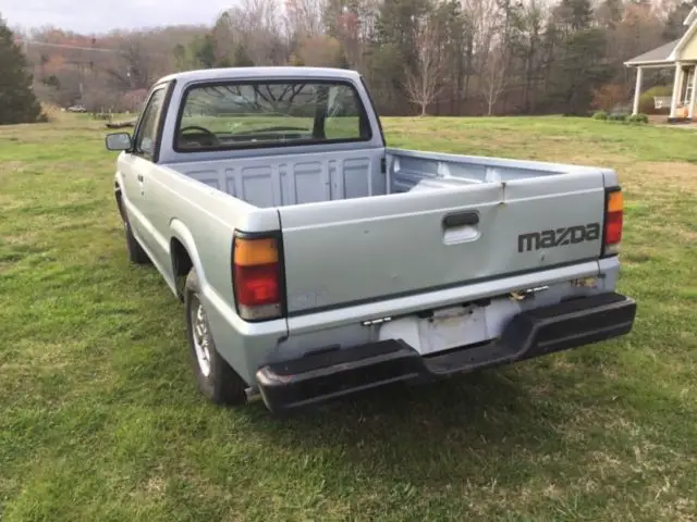 mazda b 2200 5 speed , 4 cylinder