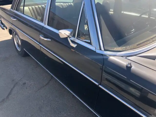 1971 mercedes 300 sel 6.3