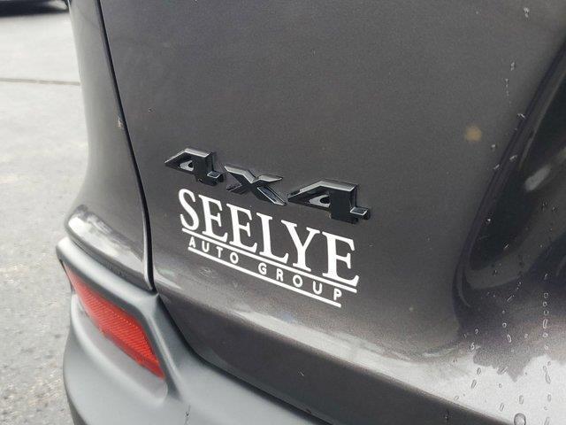 2023 jeep cherokee altitude