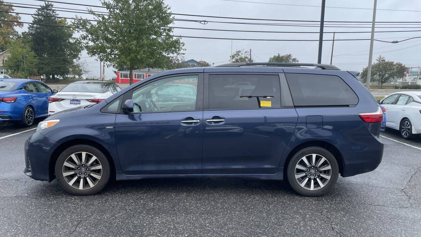 2018 toyota sienna