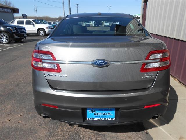 2014 ford taurus sel