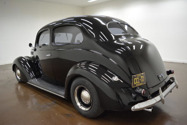 1937 ford tudor humpback street rod 18718 miles black coupe 350 chevrolet v8 700