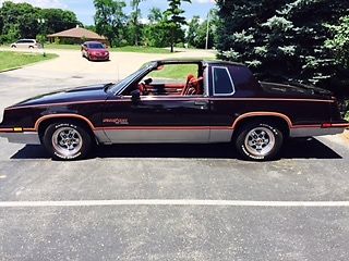15th anniversary oldsmobile hurst super nice!