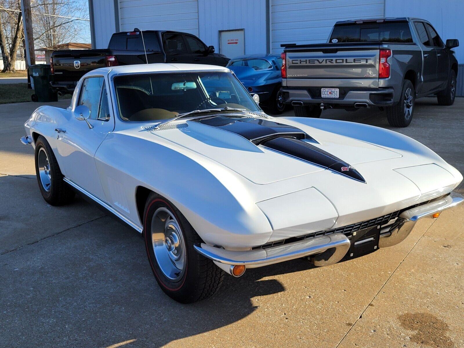 1967 chevrolet corvette white coupe 59220 miles