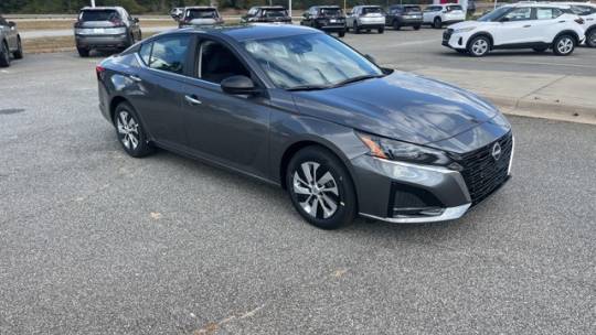 2025 Nissan Altima