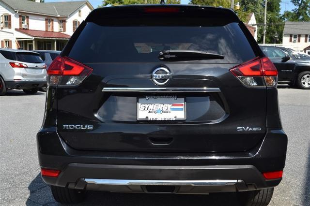 2017 nissan rogue sv