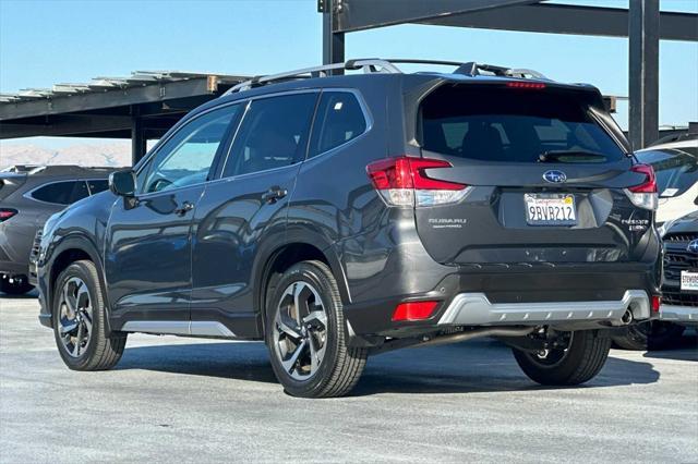 2022 subaru forester touring