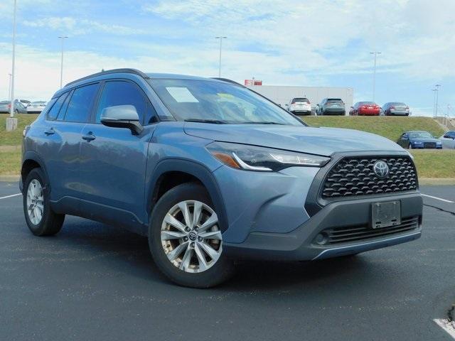2022 toyota corolla cross le