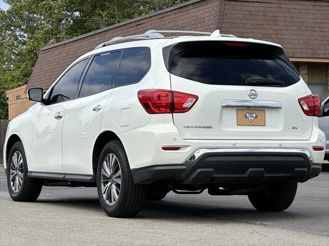 2019 nissan pathfinder sv