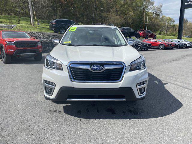 2019 subaru forester touring