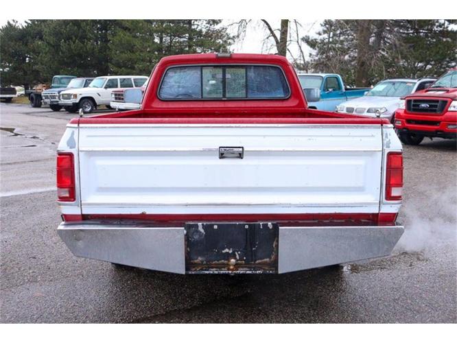 1989 dodge d150 in kentwood, michigan