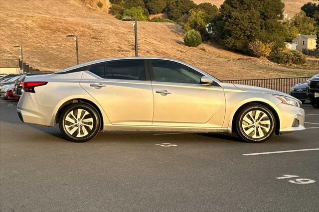 2019 nissan altima 2.5 s