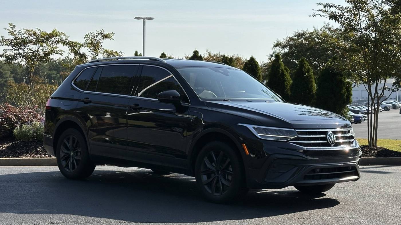 2022 volkswagen tiguan se
