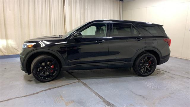 2021 ford explorer st