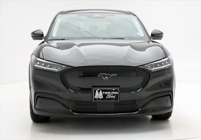 2021 ford mustang mach-e select