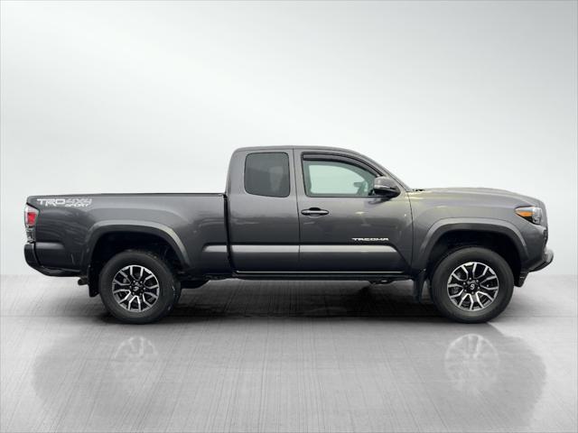 2022 toyota tacoma trd sport