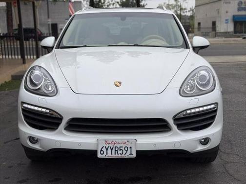 2012 porsche cayenne hybrid