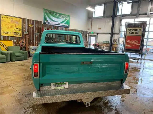 turquoise ford f-250 with 68,506 miles available now!