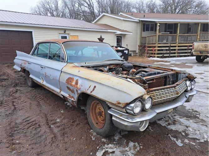 1961 cadillac 4-dr sedan in thief river falls, minnesota