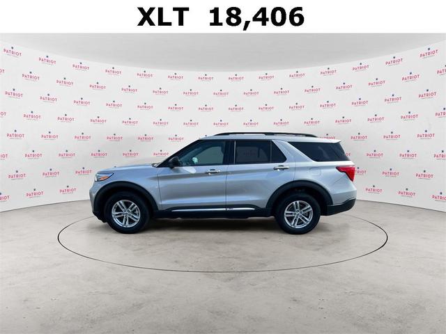 2022 ford explorer xlt