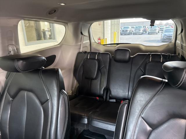 2023 chrysler pacifica touring l