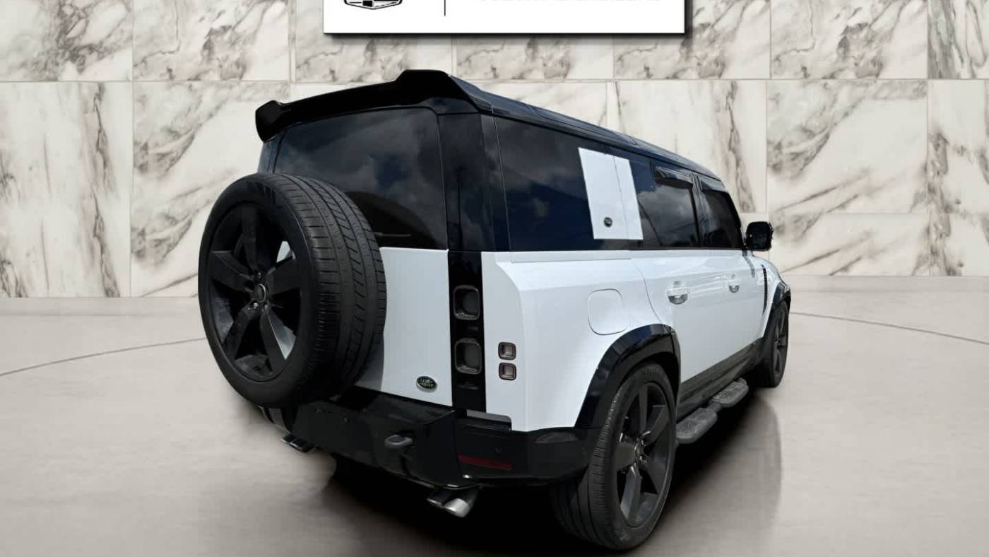 2023 land rover defender