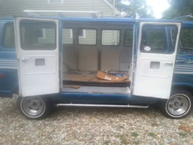 1969 gmc - chevy window van