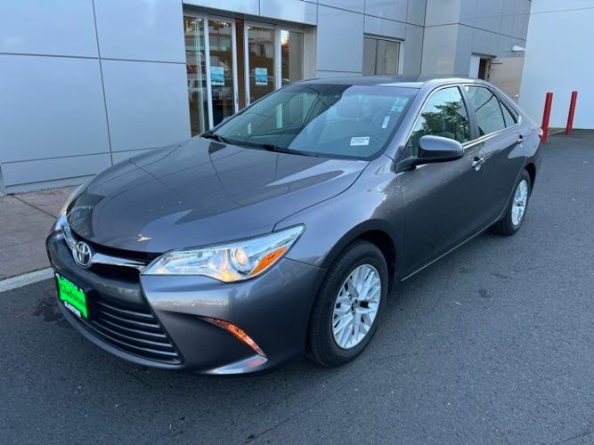 used 2017 toyota camry