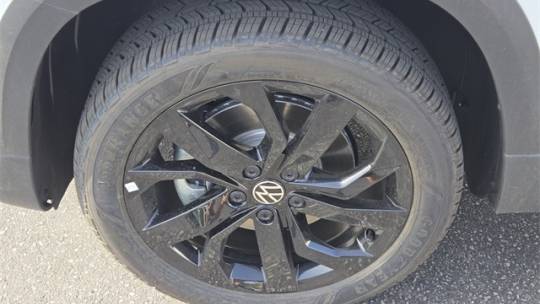 2024 Volkswagen Taos