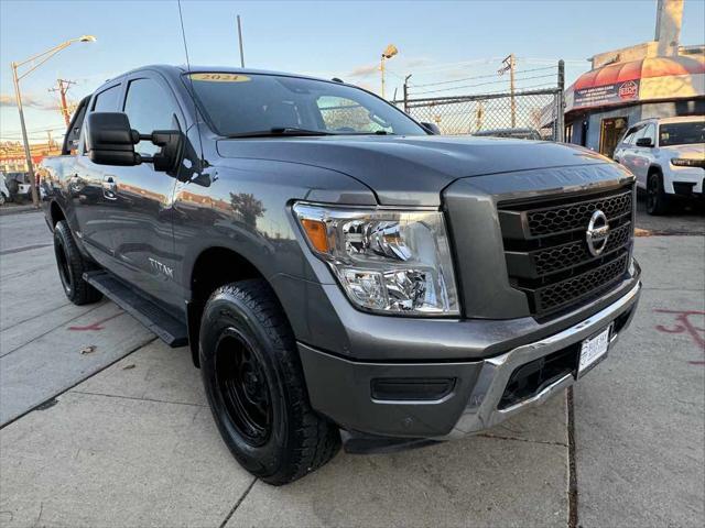2021 nissan titan sv