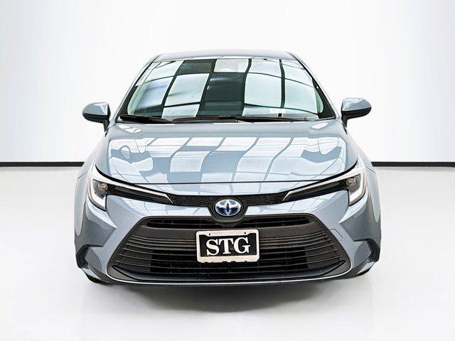2023 toyota corolla hybrid le