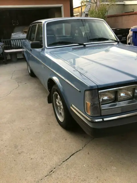 volvo 244dl