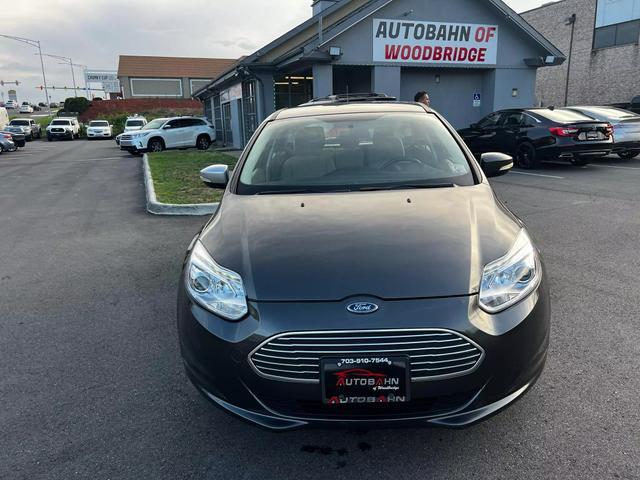 2018 ford focus electric base