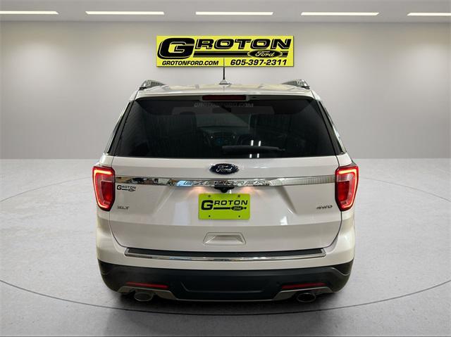 2018 ford explorer xlt