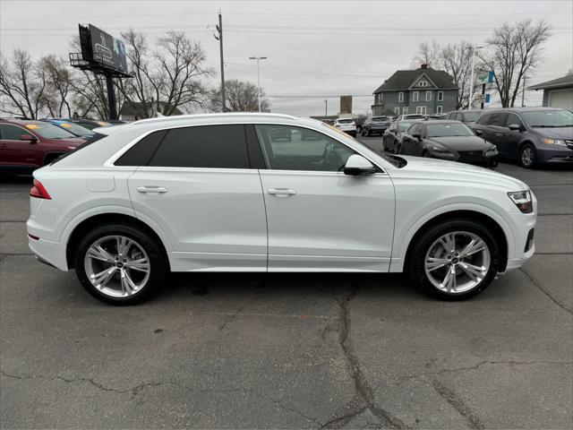 2022 audi q8 55 premium plus