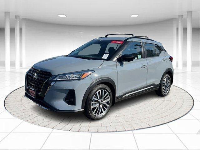 2024 nissan kicks