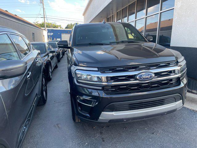 2022 ford expedition limited max