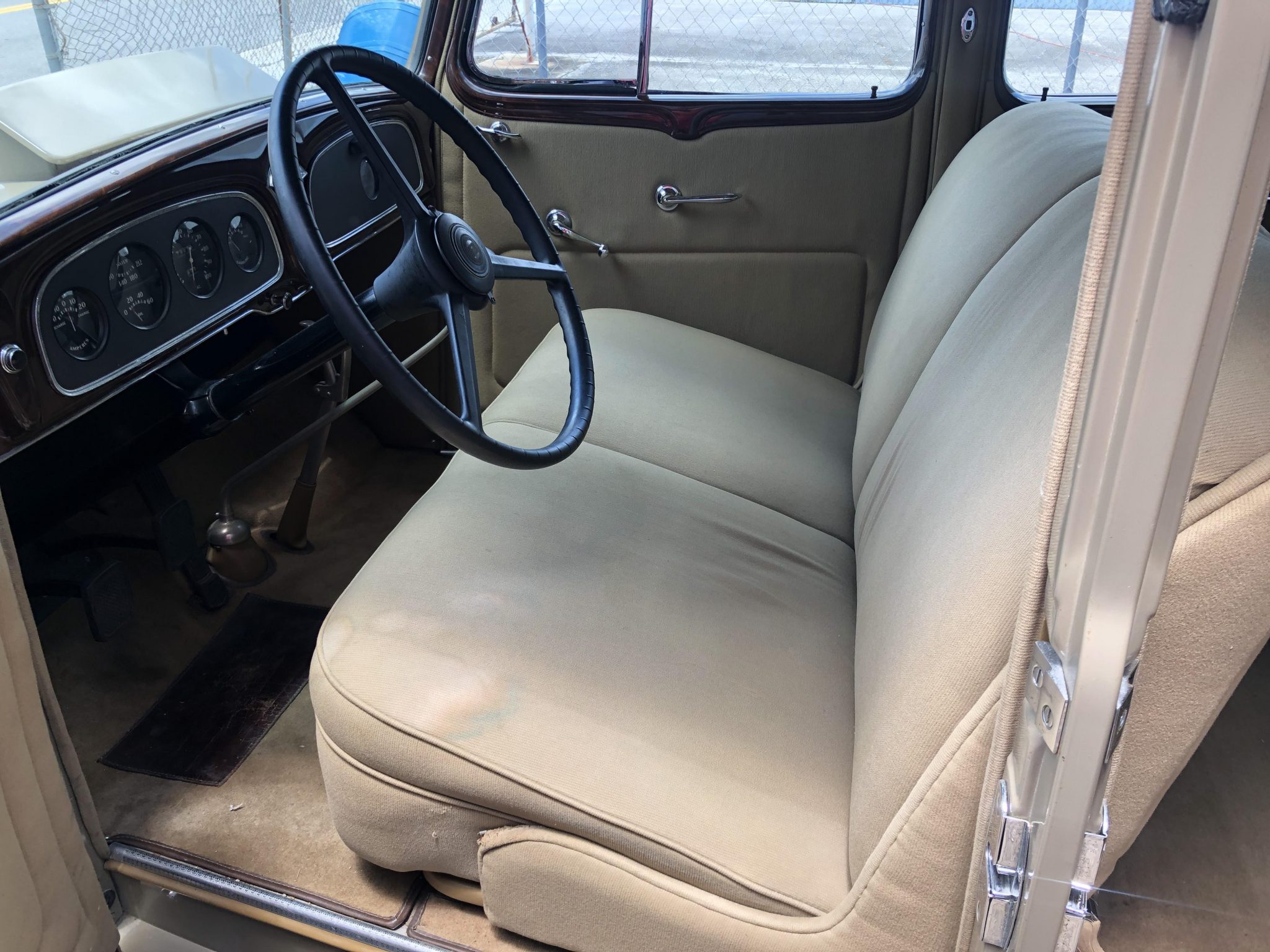 1933 buick model 91 club sedan
