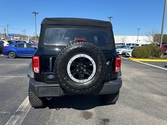 2023 ford bronco base
